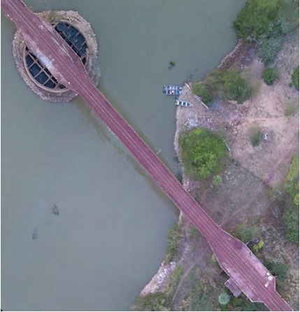 Vista aérea da ponte ferroviária