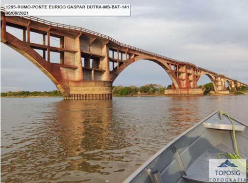 Inspeção visual da ponte ferroviária